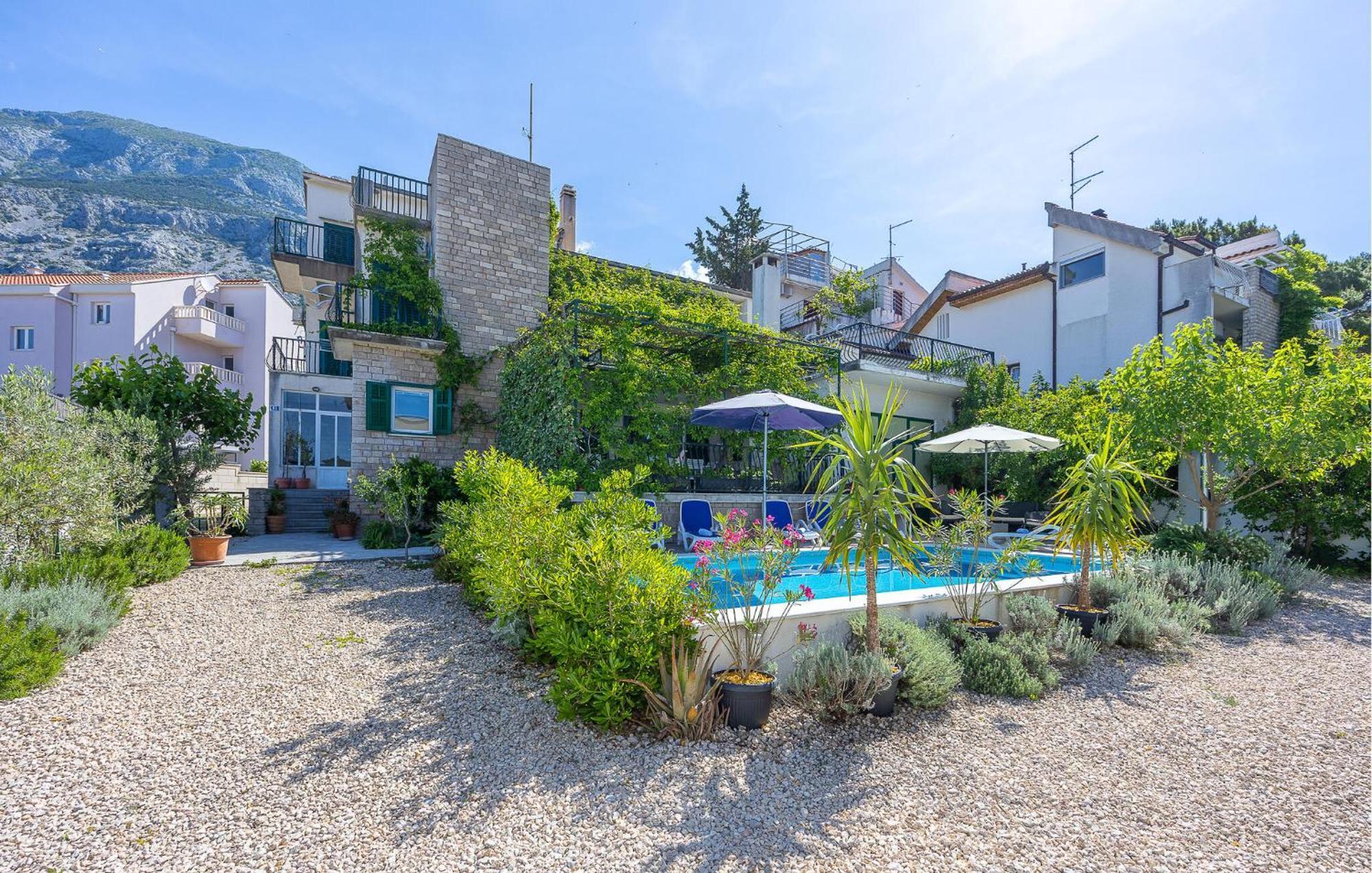 Beautiful Home In Makarska With Kitchen Exteriér fotografie